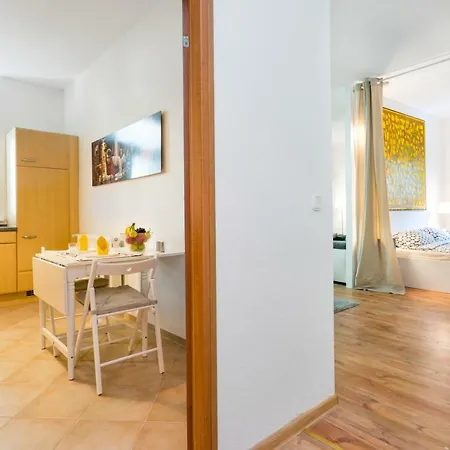 Der Schoene Ernst Apartmán