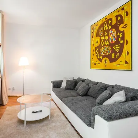Der Schoene Ernst Apartmán *